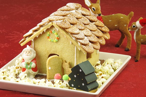 クリスマスレシピ・お菓子の家