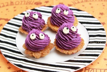 ハロウィンスイーツ・一口サイズの紫芋おばけタルトが可愛い!