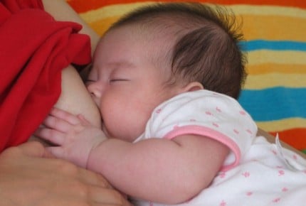 【理系育児】第九回 おっぱいがないと眠れない?あまり寝なくてよく愚図ります(1ヶ月)