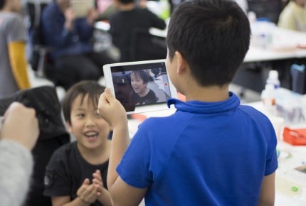 子供が大人顔負けのゲーム作り!?プログラミング体験でメキメキ上達